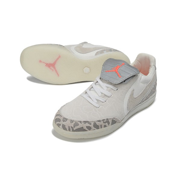 Chuteira Nike Tiempo Streetgato Gray Jordan Pack IC — Imagem 2