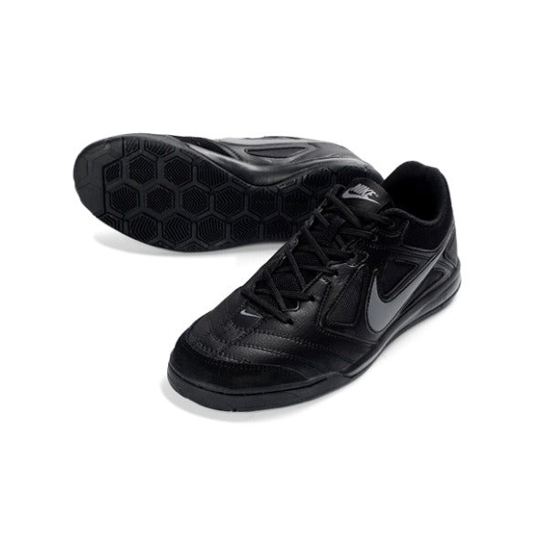 Nike SB Gato x Supreme Black — Triple Black IC — Imagen 2