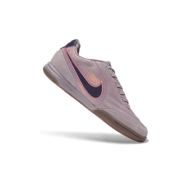 Chuteira Nike Tiempo Streetgato Pink IC — Imagem 5