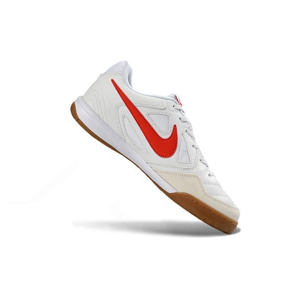 Nike SB Gato x Supreme White And Red — White, Red Swoosh, Gum Sole IC — Imagen 5