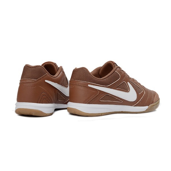 Chuteira Nike SB Gato x Supreme Brown IC — Imagem 3